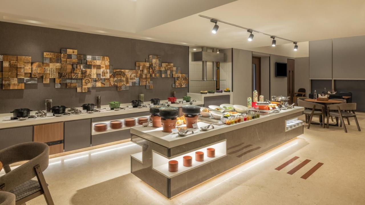 होटल Ibis Airport - An Accor Brand Mumbai