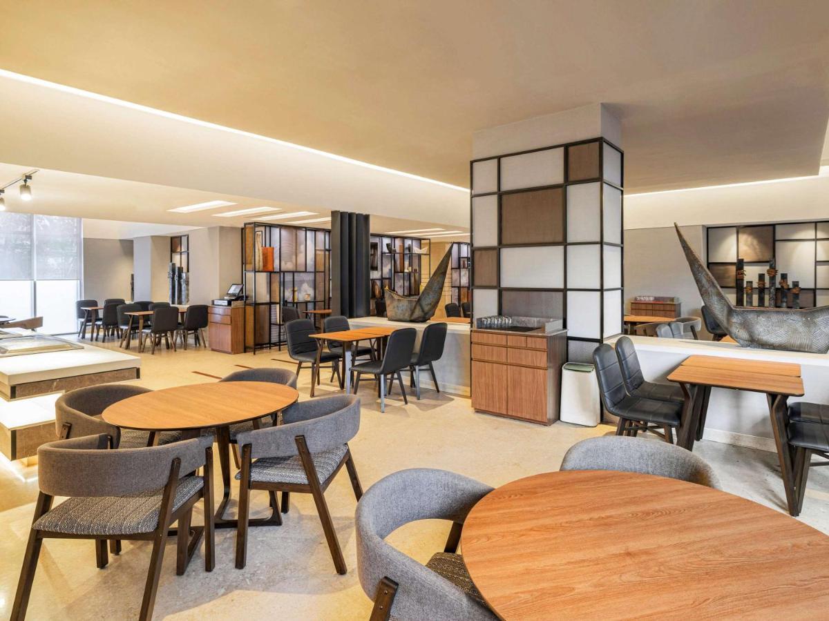 Ibis Airport - An Accor Brand होटल
