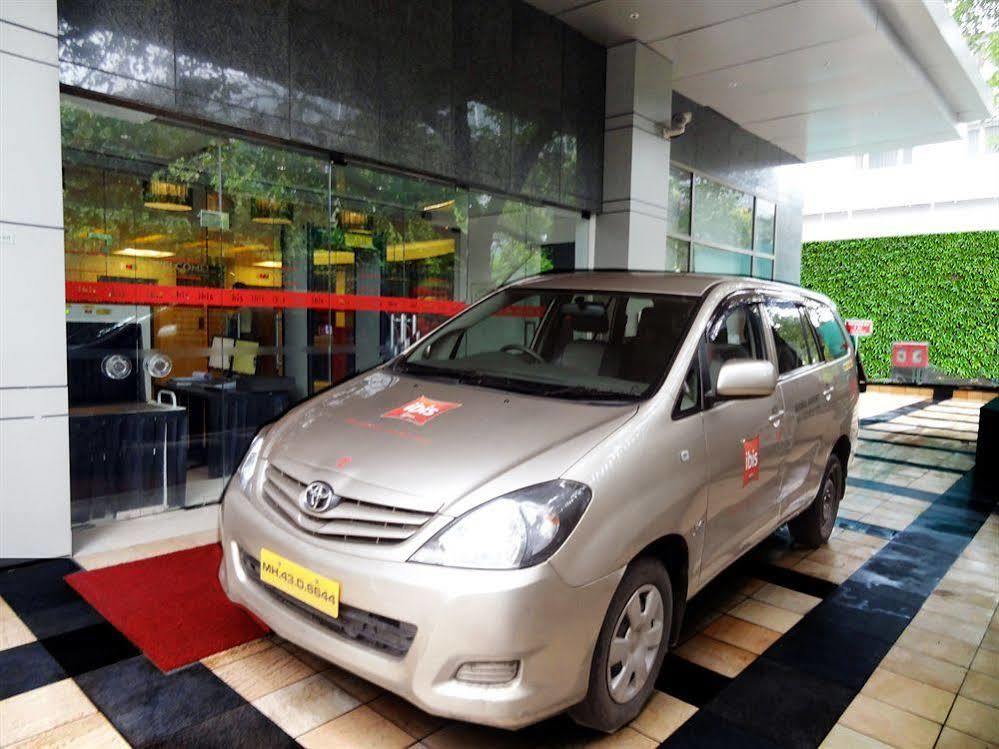होटल Ibis Airport - An Accor Brand 3*